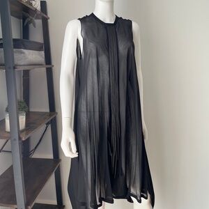 Marie Saint Pierre Elegant Black Sleeveless Dress Size 4